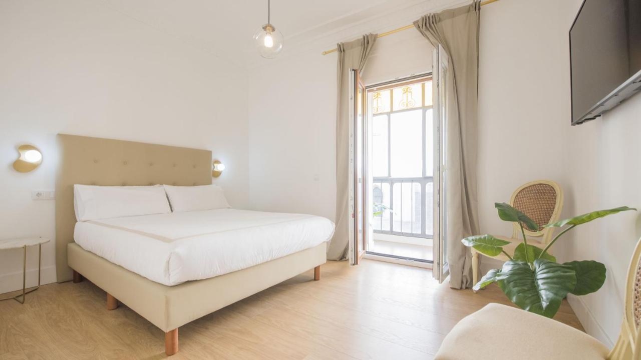 Apartamentos Boutique Puerta De Reyes Toledo Esterno foto