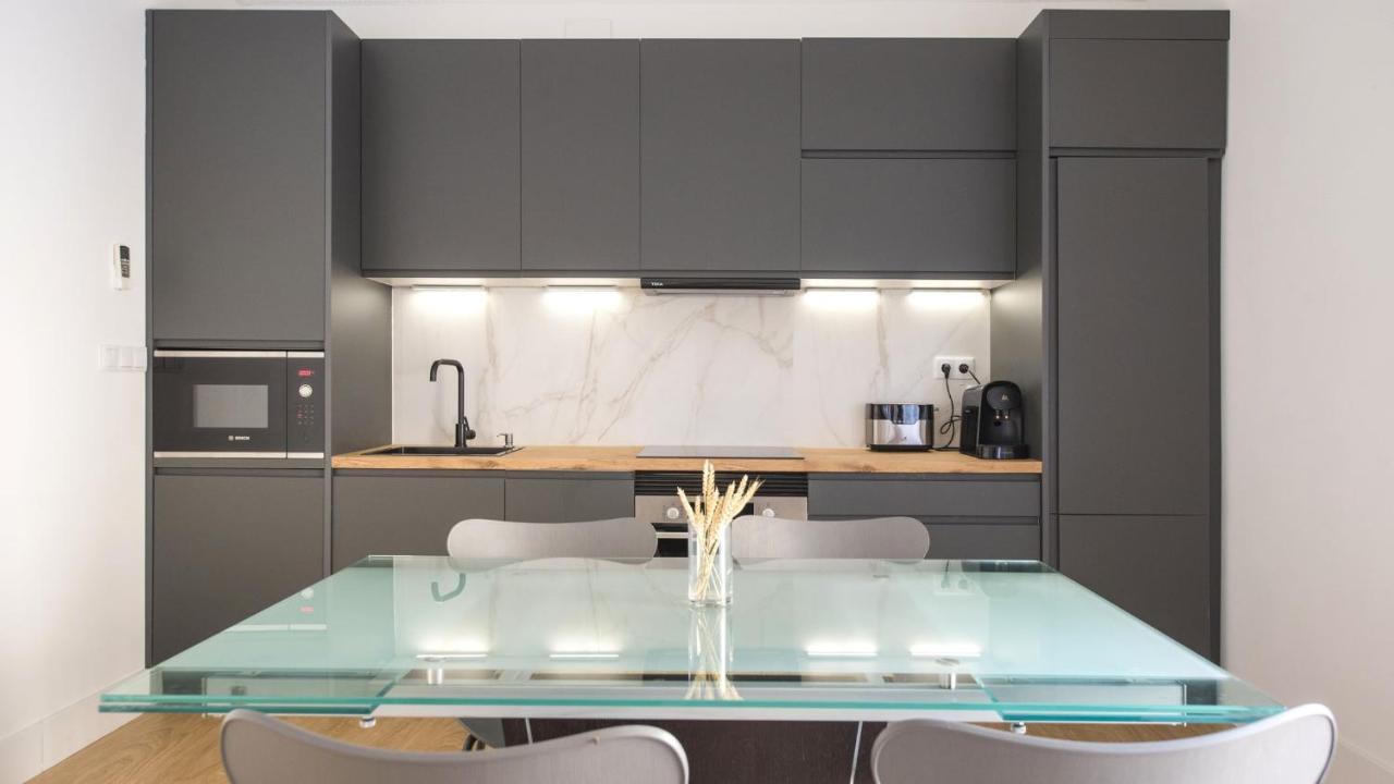 Apartamentos Boutique Puerta De Reyes Toledo Esterno foto