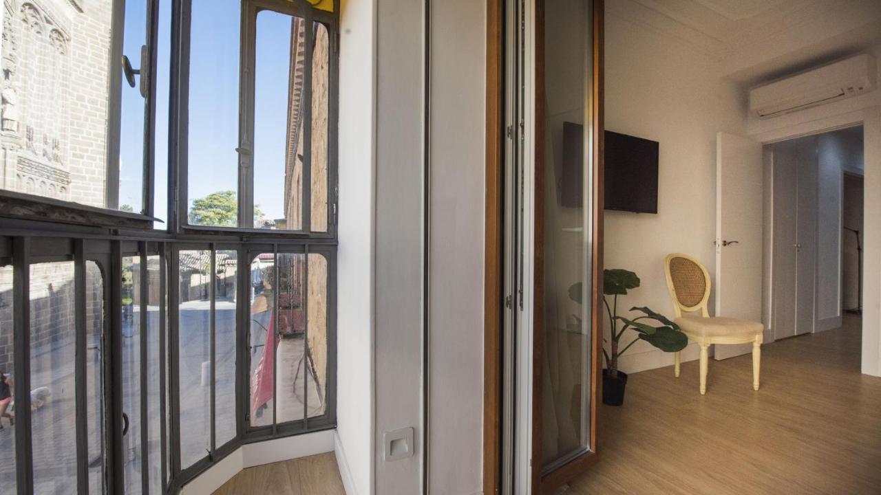 Apartamentos Boutique Puerta De Reyes Toledo Esterno foto