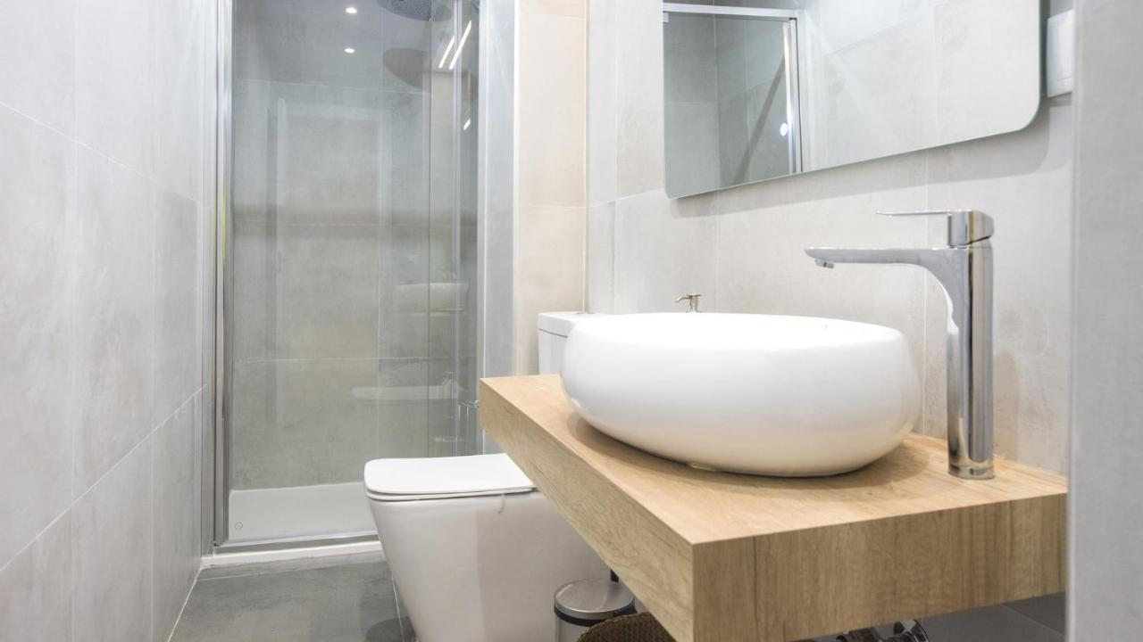 Apartamentos Boutique Puerta De Reyes Toledo Esterno foto